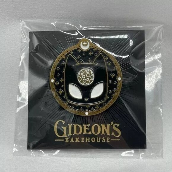 Gideon's Bakehouse Accessories - Gideon's Bakehouse - October 2023 - Spookhouse Black Cat - Limited LE 2000 Pin